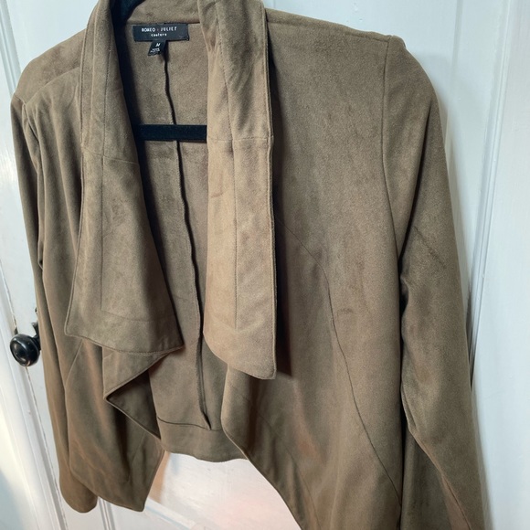 Romeo & Juliet Couture Light Jacket Size Medium - Picture 4 of 6